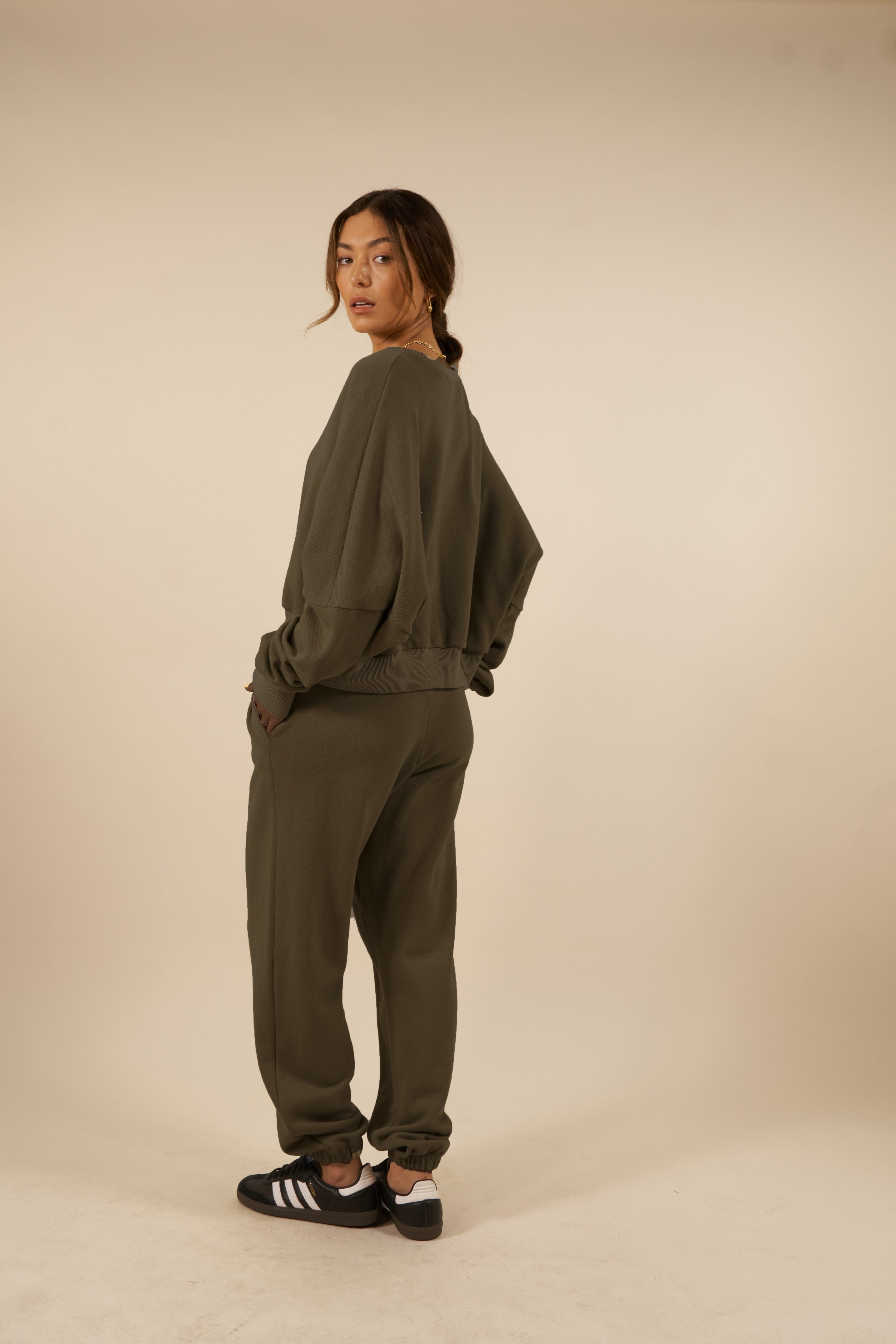 West Coast Sweatpant- Olive